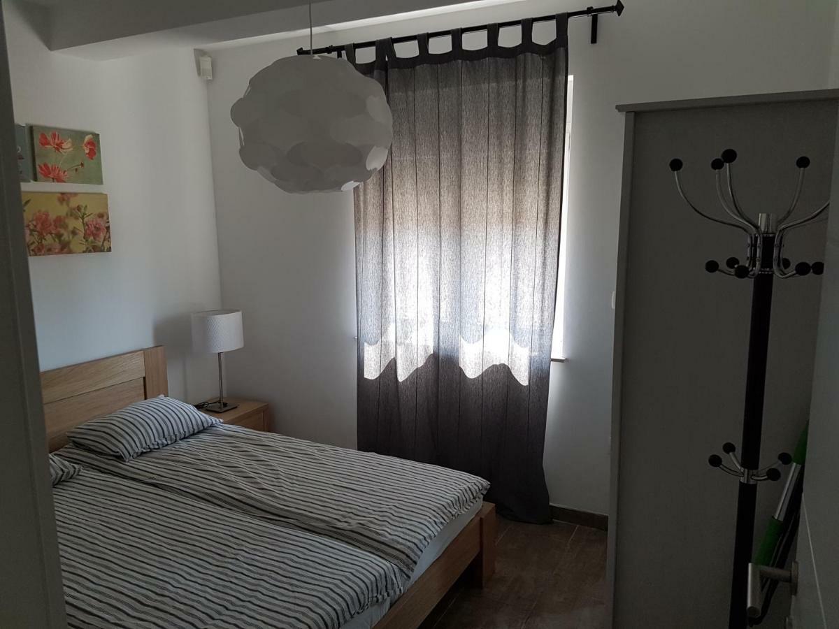 Apartmani Sofija-Zaton Затон Екстер'єр фото